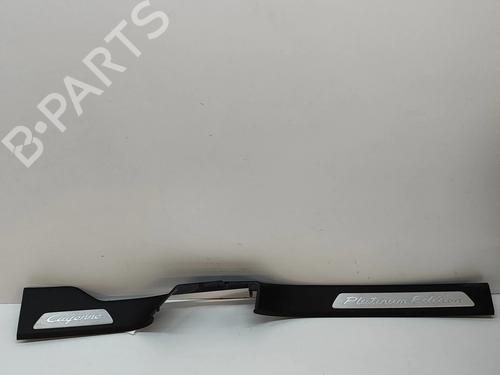 Used Step Step PORSCHE CAYENNE (9YA) 3.0 E-Hybrid AWD (9YAAE1) (462 hp) 27784485 27784485