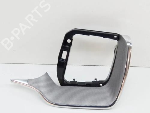 dashboard-volvo-xc60-ii-246-t5-awd-31417637-2017-10075055 main image