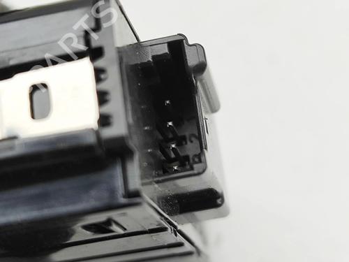 Switch BMW X5 (G05, F95) xDrive 30 d Mild-Hybrid | BP31704845I30 