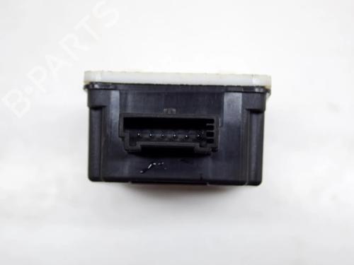 Electronic module TESLA MODEL S (5YJS) 75 | BP8895277M83 - Image 5