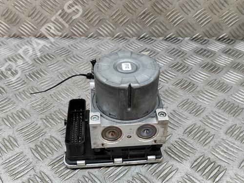 Used ABS pump AUDI A3 Limousine (8VS, 8VM) S3 quattro (300 hp) 18165534