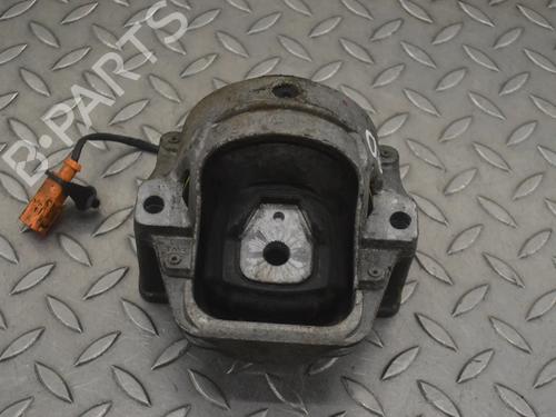 Used Engine mount Engine mount AUDI A4 Allroad B8 (8KH) 3.0 TDI quattro (245 hp) 33366111 33366111