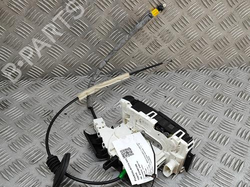 front-right-lock-mercedes-benz-e-class-convertible-a207-2010-2011-2012-2013-2014-2015-2016-27723710 main image