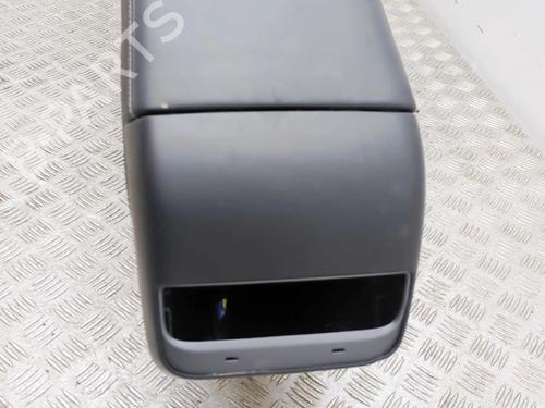 Console centrale TESLA MODEL Y (5YJY) Long Range All-wheel Drive | BP39073840I22 - Image 12