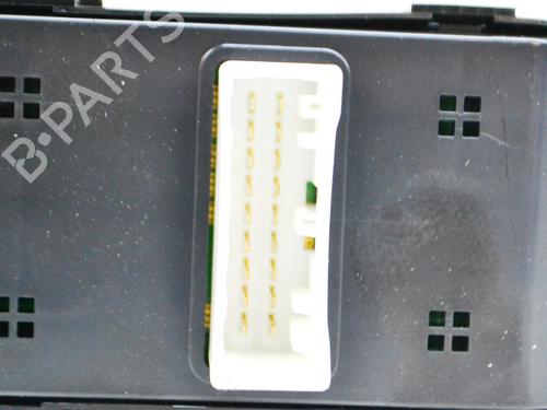 Right front window switch KIA PICANTO III (JA) 1.0 T-GDi | BP27755635I26 - Image 6