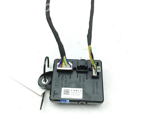 Used Electronic module Electronic module TESLA MODEL Y (5YJY) Long Range All-wheel Drive (514 hp) 33625336 33625336