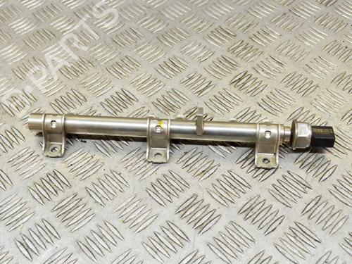 Used Injection rail Injection rail BMW 3 Touring (E91) 320 i (156 hp) 7736903 7736903