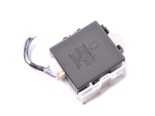 Used Electronic module Electronic module LEXUS NX (_Z1_) 300h (AYZ10_) (155 hp) 33345791 33345791