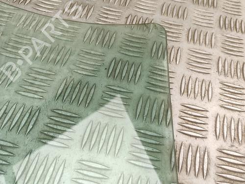 Front right door window VOLVO V40 Cross Country (526) D2 | BP32119512C19