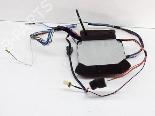 Used Electronic module TOYOTA LAND CRUISER 90 (_J9_) 3.4 i 24V (VZJ90_, VZJ95_, VZJ90R, VZJ95R, VZJ90W,... (178 hp) 9510749