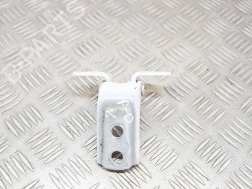 hingedoor-check-strap-toyota-prius-_w5_-2015-2016-2017-2018-2019-2020-2021-2022-27757657 main image
