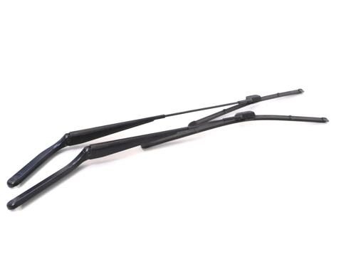 Used Front windshield wiper arm BMW X6 (E71, E72) M 50 d (381 hp) 30214525