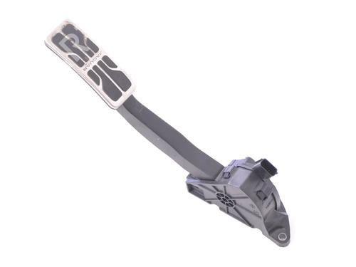 pedal-jaguar-f-type-coupe-x152-2013-33342047 main image