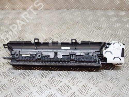 Air vent TESLA MODEL Y (5YJY) EV Performance All-wheel Drive | BP33351412I21 - Image 3