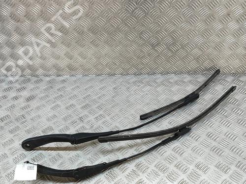 Front windshield wiper arm BMW 4 Coupe (F32, F82) 435 i | BP24820191C143 