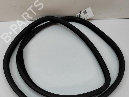 Used Rubber door seal LAND ROVER RANGE ROVER EVOQUE (L538) 2.2 D 4x4 (190 hp) 26168004