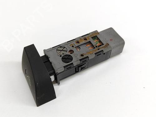 Switch HYUNDAI SANTA FÉ I (SM) 2.0 CRDi 4x4 | BP23247747I30 