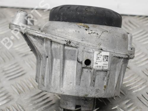 Used Engine mount Engine mount MERCEDES-BENZ C-CLASS (W205) C 220 BlueTEC / d (205.003) (163 hp) 6747484 6747484