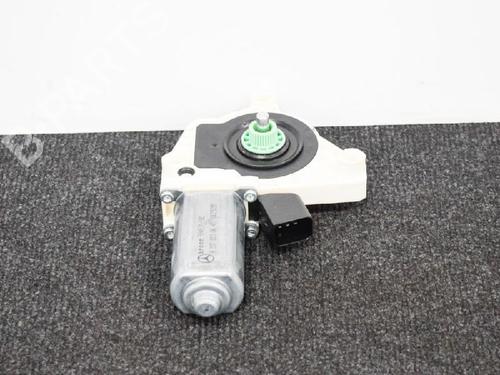 Right front window motor MERCEDES-BENZ SLK (R172) 250 CDI / d (172.403) | BP6747648E20 