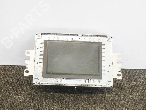 Used Display monitor Display monitor VOLVO V40 Hatchback (525) T3 (152 hp) 6763822 6763822
