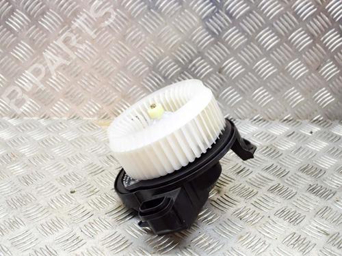 Heater blower motor LAND ROVER RANGE ROVER VELAR (L560) 2.0 D180 TD4 4x4 | BP9166179M62 