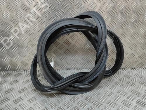 BP27779609C142 main image