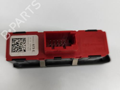 Switch AUDI Q3 (8UB, 8UG) 2.0 TDI quattro | BP27240152I30 