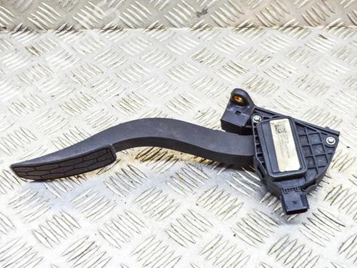 pedal-jaguar-i-pace-x590-2018-27754487 main image