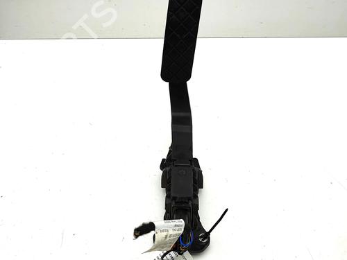 Used Pedal Pedal 39575682 39575682