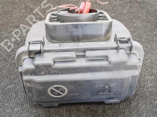 Used Fuse box BMW 2 Convertible (F23) 220 d (190 hp) 20337722