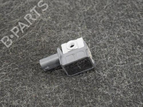 Used Electronic sensor BMW X3 (F25) xDrive 28 i (245 hp) 6737033