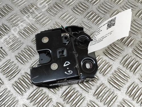 switch-alfa-romeo-stelvio-949_-2016-33372479 main image