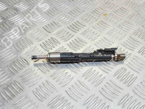 Used Injector BMW 5 (F10) 535 i (306 hp) 6865026