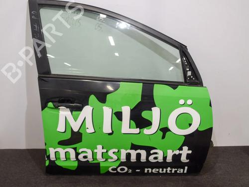 Used Right front door TOYOTA PRIUS Liftback (_W2_) 1.5 Hybrid (NHW20_, NHW20R) (112 hp) 6757540