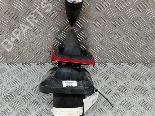 Used Gear lever DODGE CALIBER 1.8 (150 hp) 23247679