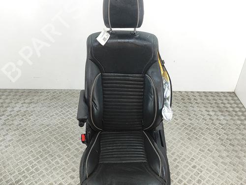 Sæde venstre fortil Sæde venstre fortil LAND ROVER DISCOVERY V (L462) 3.0 D 4x4 (211 hp) 33882579 33882579