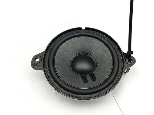 speaker-audi-a4-b9-avant-8w5-8wd-2015-36180975 main image