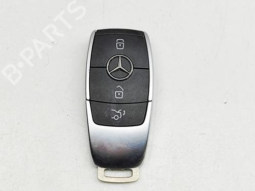 Used Electronic module MERCEDES-BENZ A-CLASS Saloon (V177) A 250 e (177.185) (218 hp) 31763042