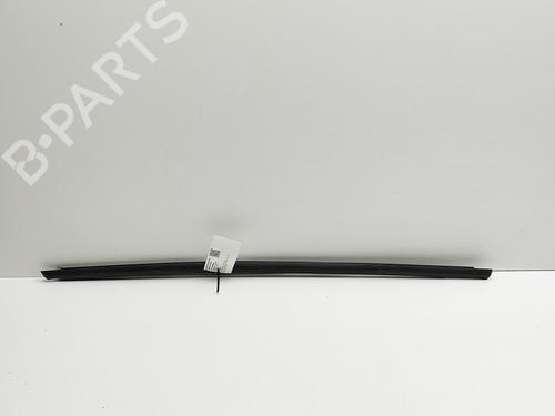 Used Door moulding trim VW T-ROC (A11, D11) 1.5 TSI (150 hp) 30323858