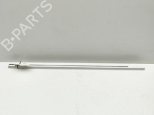 Friso da porta PORSCHE CAYENNE (9PA) Turbo 4.8 (507 hp) 30323977