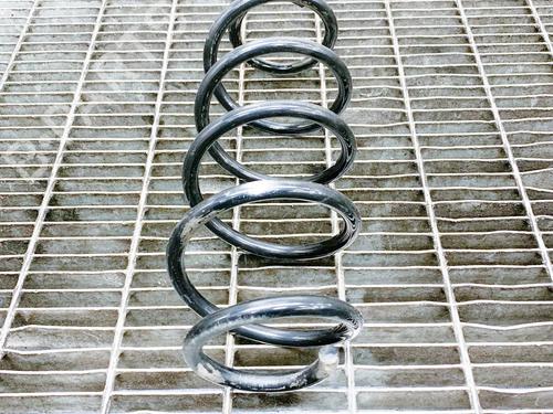 Støddæmperfjeder Støddæmperfjeder TOYOTA YARIS (_P13_) 1.0 (KSP130_, KSP130) (69 hp) 14610814 14610814