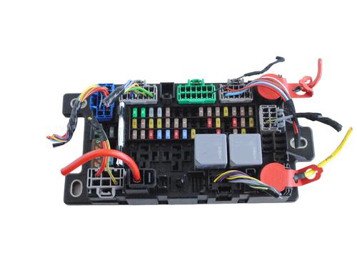 Used Fuse box JAGUAR E-PACE (X540) 2.0 P200 AWD (249 hp) 30253797