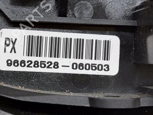 Steering wheel controls CHEVROLET CAPTIVA (C100, C140) 2.4 | BP25616041E15 