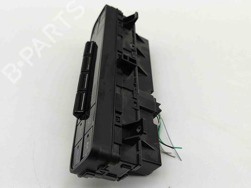 Climate control TOYOTA AURIS Estate (_E18_) 1.8 Hybrid (ZWE186_, ZWE186R, ZWE186H) | BP29510973I5 