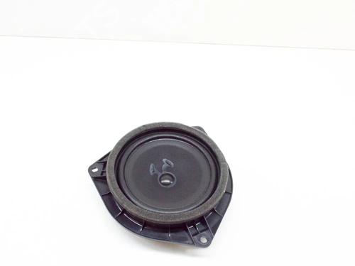 speakers-lexus-nx-_z1_-300h-awd-ayz15_-8616078040-2014-7999834 main image