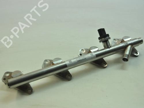 Used Injection rail Injection rail MERCEDES-BENZ C-CLASS (W205) AMG C 63 (205.086) (476 hp) 33340176 33340176