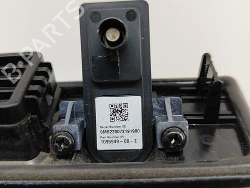 Tailgate handle TESLA MODEL Y (5YJY) EV Performance All-wheel Drive | BP33164039C132 - Image 8
