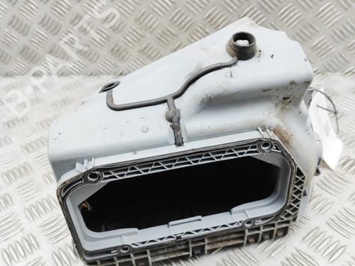 Fuse box PORSCHE MACAN (95B) 3.0 S Diesel | BP40460143E1 - Image 2
