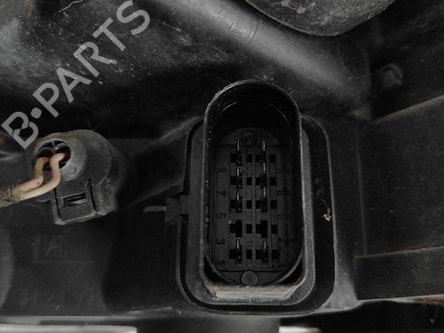 Right headlight VW PHAETON (3D1, 3D2, 3D3, 3D4, 3D6, 3D7, 3D8, 3D9) 6.0 W12 4motion | BP29488206C29 