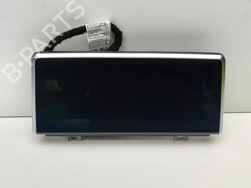 Used Display monitor BMW X2 (F39) sDrive 18 i (140 hp) 28556372